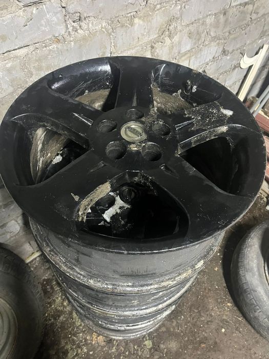 Продам комплект R-18 (5/114.3)