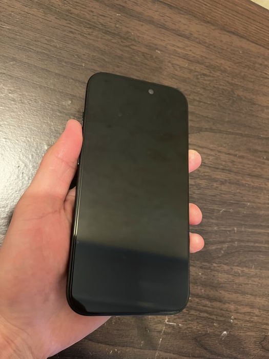 Продам Iphone 15