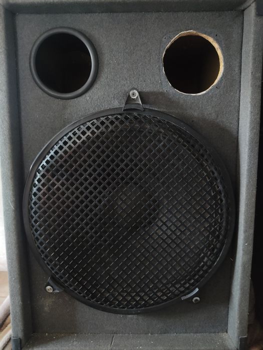 Срочно продам музыкальные аппаратуры