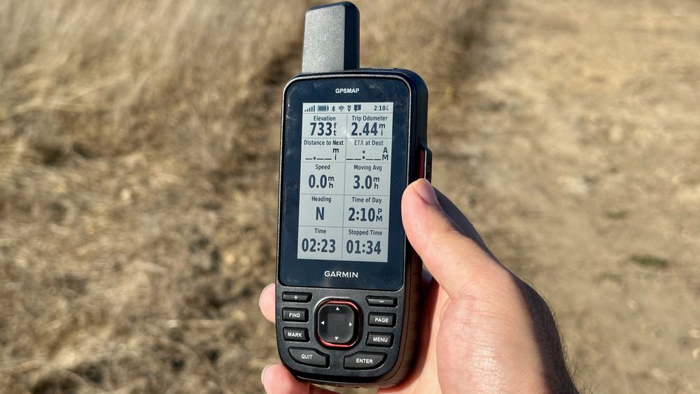 Продам gps Garmin i67