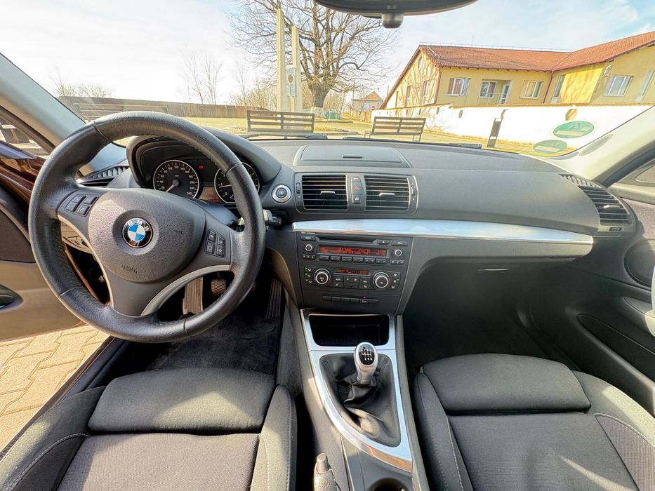 Bmw 118, Benzina 2011