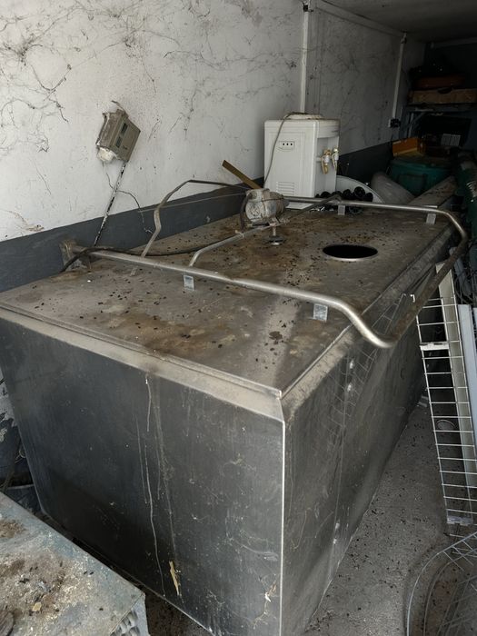 Професионална вана за мляко с охладител - 1400 л. (Дания)