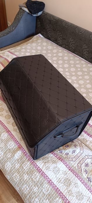 Продам полу мягкии контейнер.