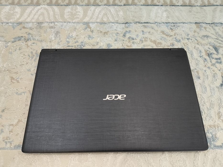 Офисной ноутбук Acer