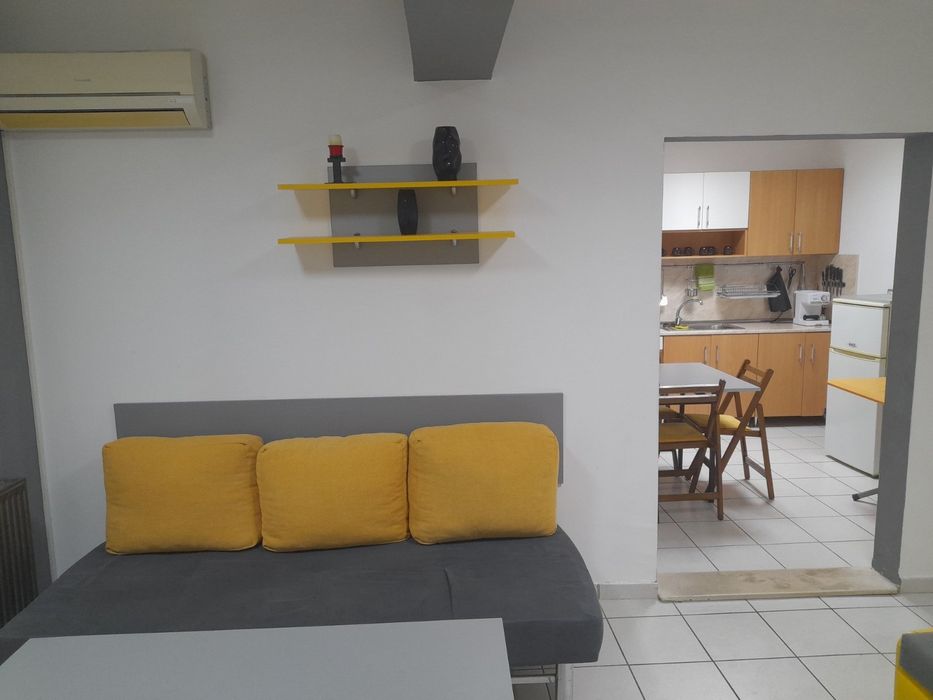 Дава се под наем Едностаен апартамент в Хасково, Промишлена зона - Юг - 55 кв.м за 60 € - Снимка #9