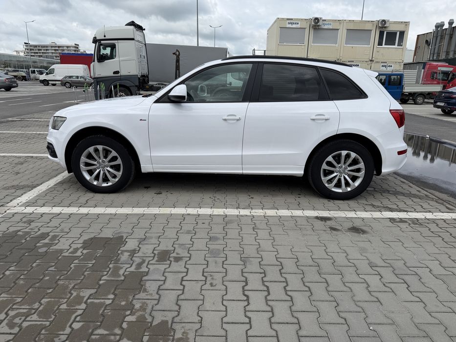 Audi Q5 S line 3.0 TDI Quatrro