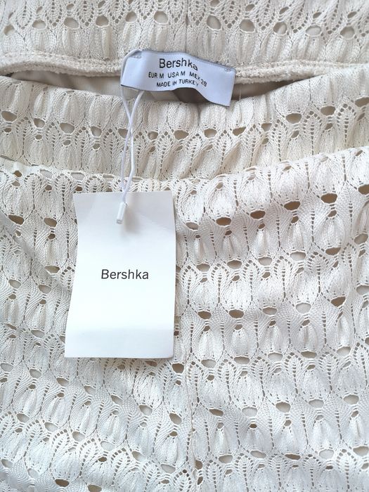 Pantaloni evazati Bershka