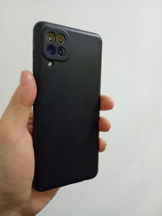 Продам    Самсунг А12