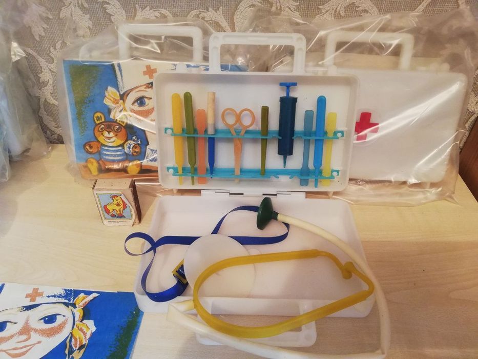 Аптечки, новые СССР.