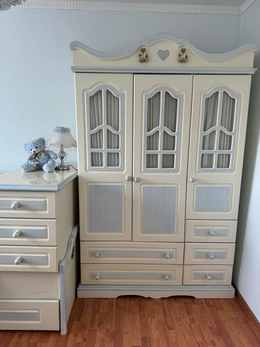 Продам детскую мебель.