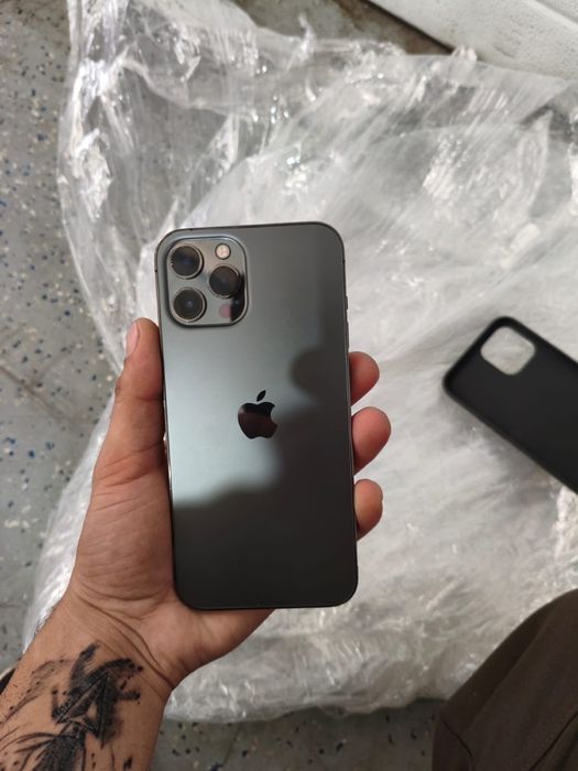 IPhone 12 Pro Max на 256ГБ