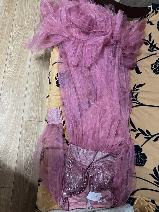 Rochie saray 200 lei negociabil