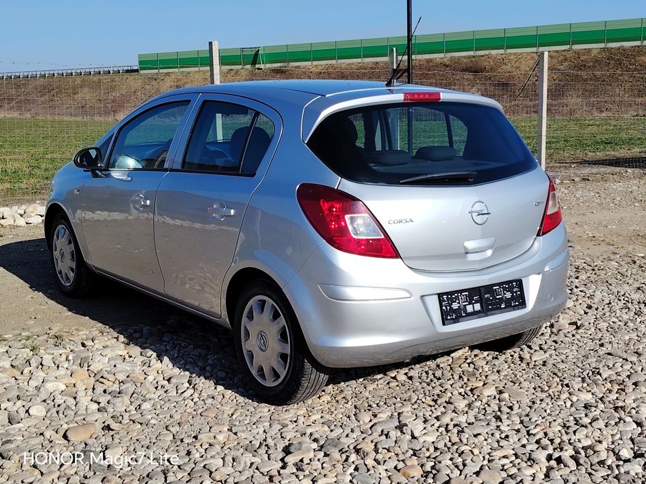 Opel CORSA D 1.3 cdti E4 an 2008 A/C  148.700km