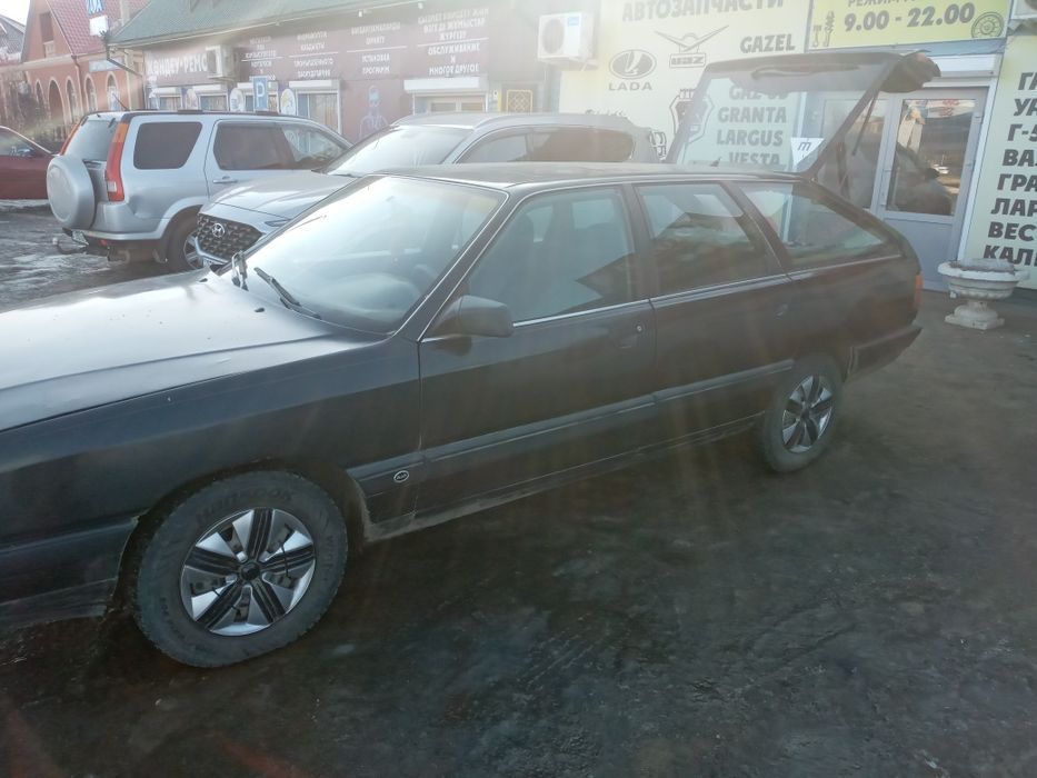 Audi 100 сатылады