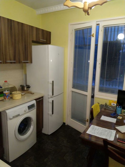 Продава се Тристаен апартамент в Варна, Младост 1 - 7953 кв.м за 12 €/кв.м - Снимка #5