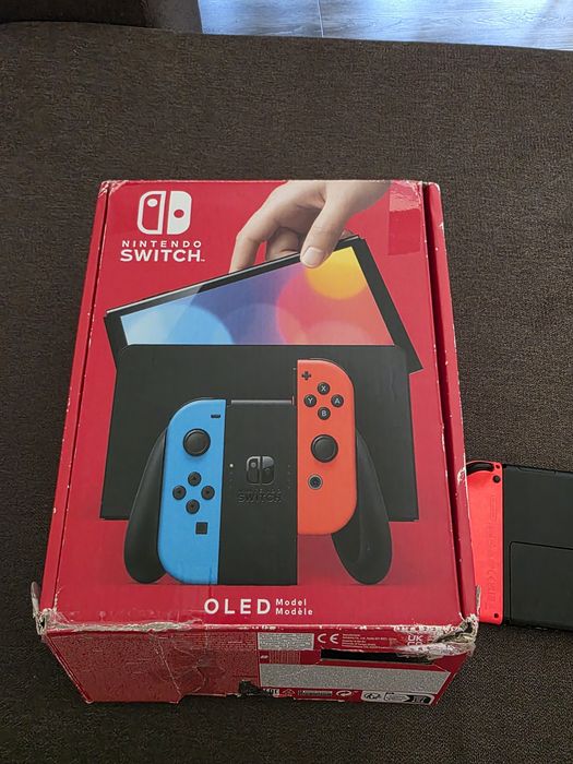 Nintendo Switch Oled full box + fifa 23