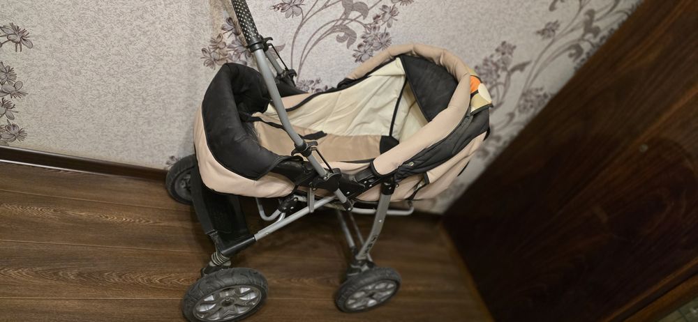 Коляска-трансформер