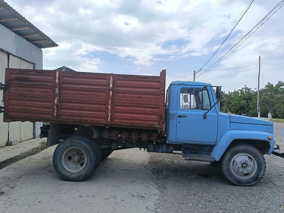 Gaz 5307 tayyor ishlab turgan moshina