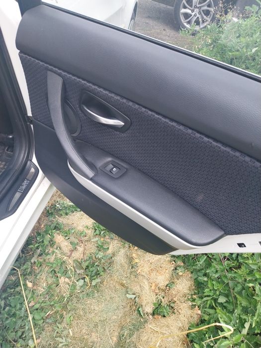 Перфектен Черен ел. кожен салон с мемори  Ляв Волан BMW E91 LCI FACE