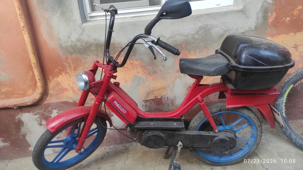Moped Piaggio 49 cmc