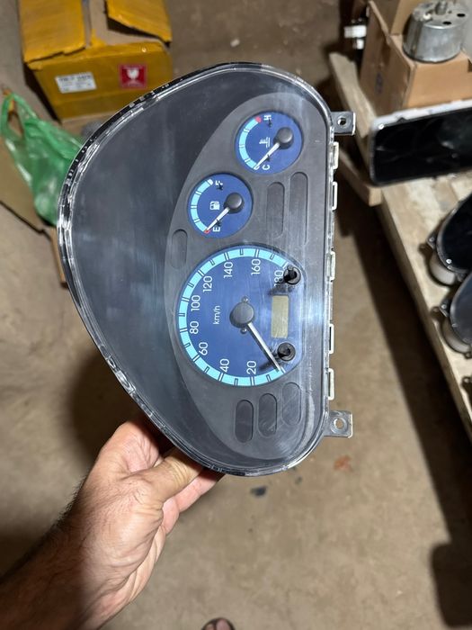 Matiz best tablo sotiladi. Продается спидометр от Матиз бест.