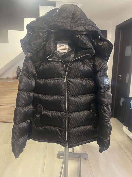 Geaca barbati Boss Oferta!