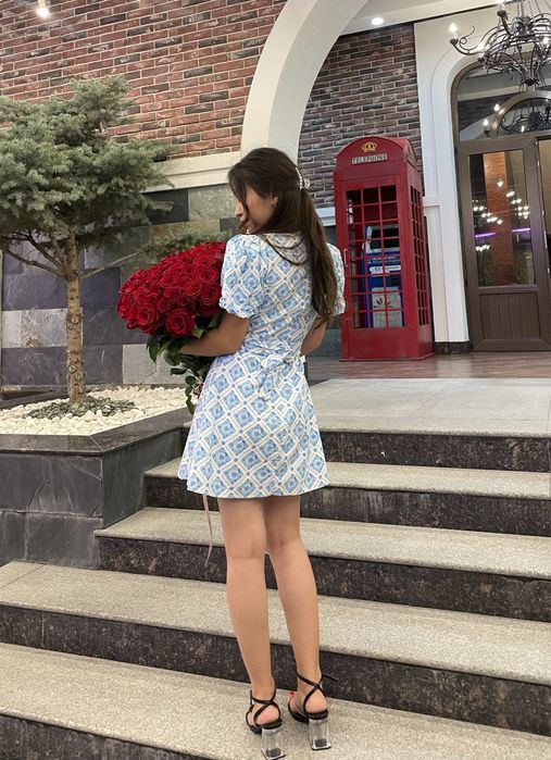 продаю платье в хорошем состоянии