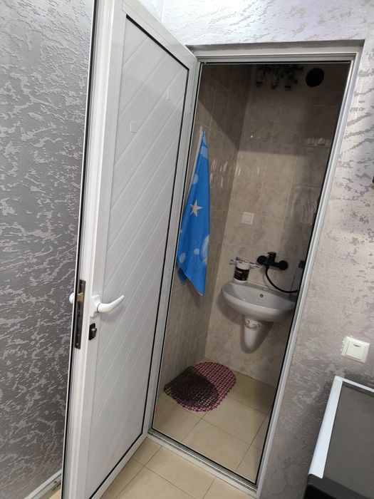 Продава се Едностаен апартамент в Сливен, Център - 19 кв.м за 2158 €/кв.м - Снимка #6