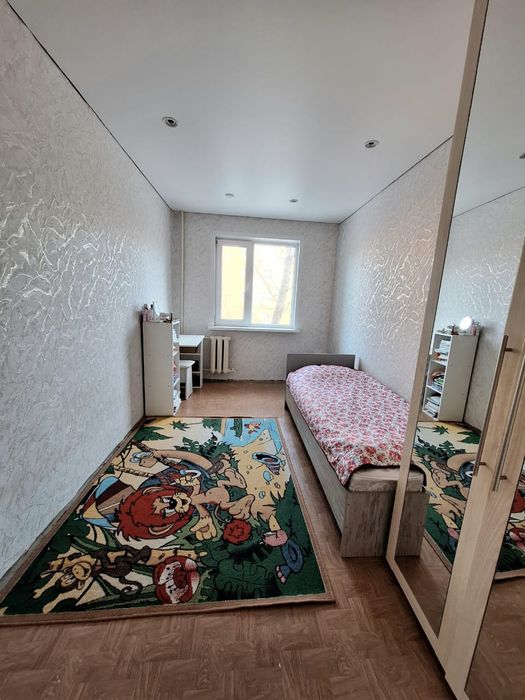 Продаётся 3 комнатная 2 этаж