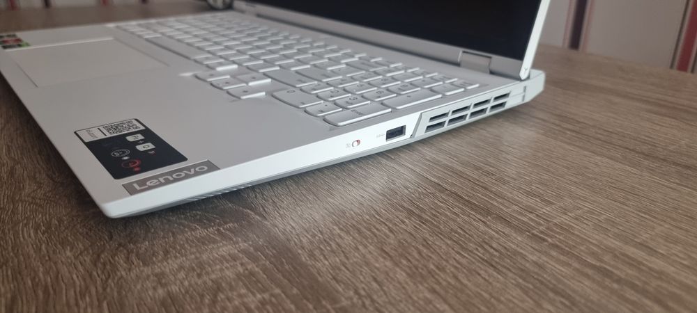 Геймърски Lenovo legion 5 pro 16"