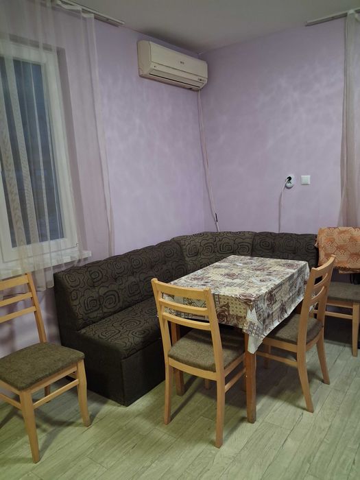Дава се под наем Етаж от къща в Перник, Клепало - 90 кв.м за 298.86 € - Снимка #2