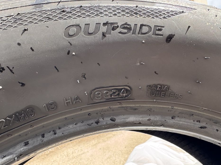 Vând Hankook Ventus Prime 4 215 65 R17 dot 3324