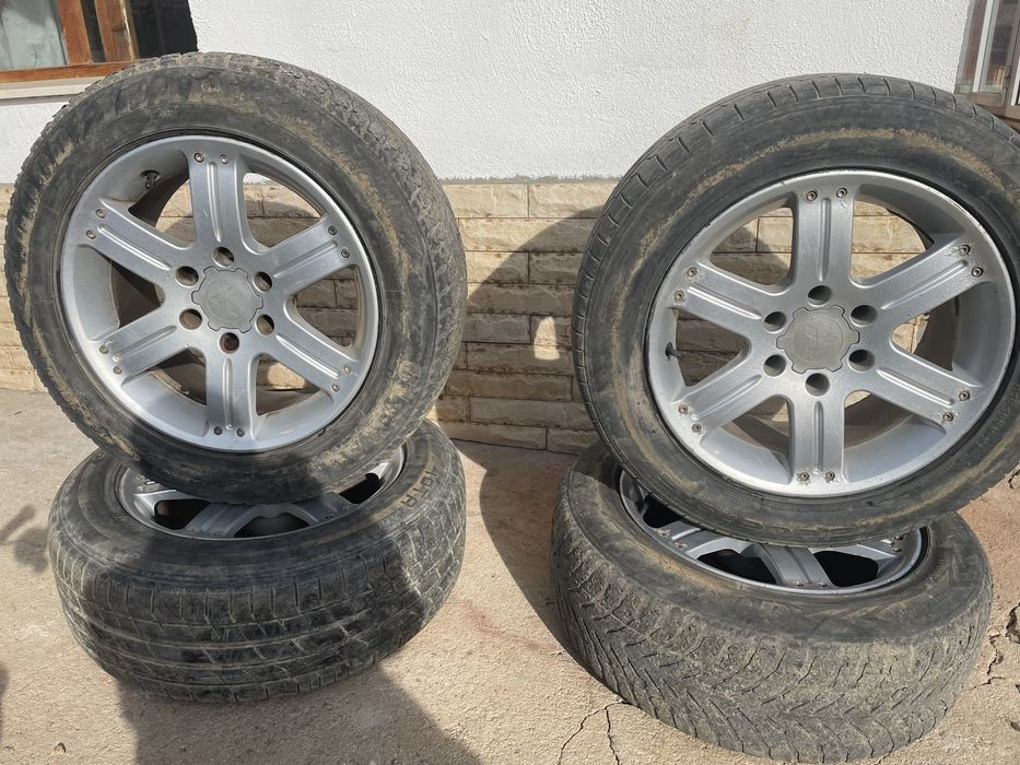 Гуми с джанти 18