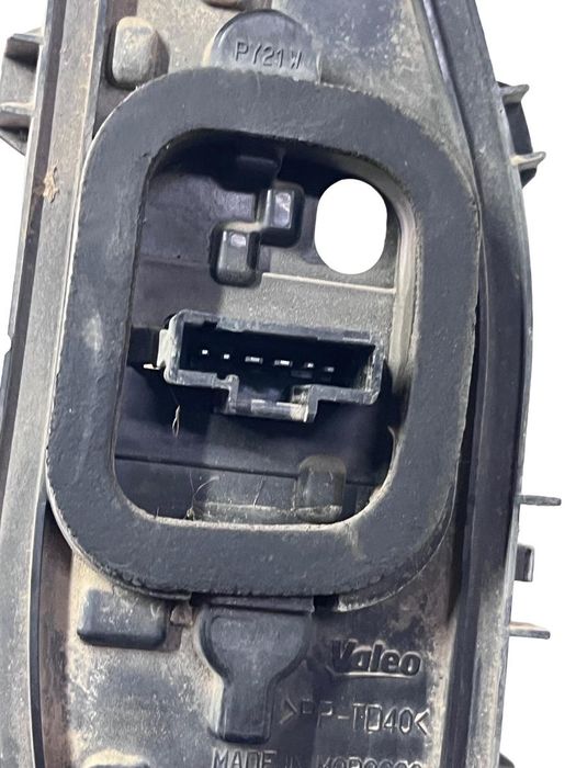 Soclu Stop Stanga Spate Dacia Lodgy 2012 -> 265558016R