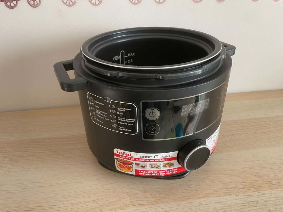Мултикукър Tefal Turbo Cuisine CY754830, 1090W, 4.8 л