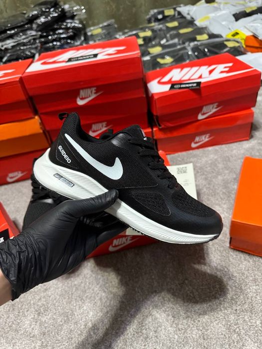 Nike кроссовки / для бега / для ходьбы