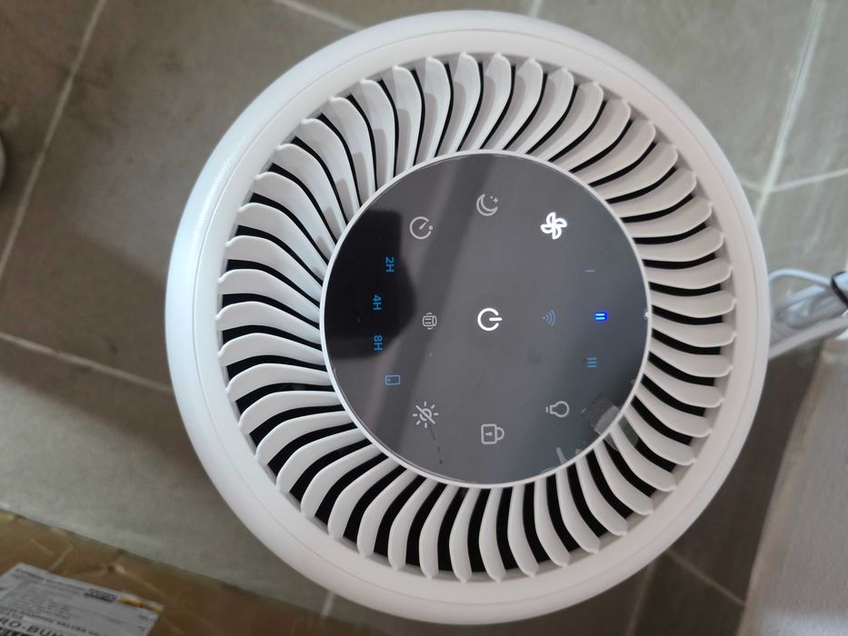 Purificator de aer LEVOIT silentios pentru camera