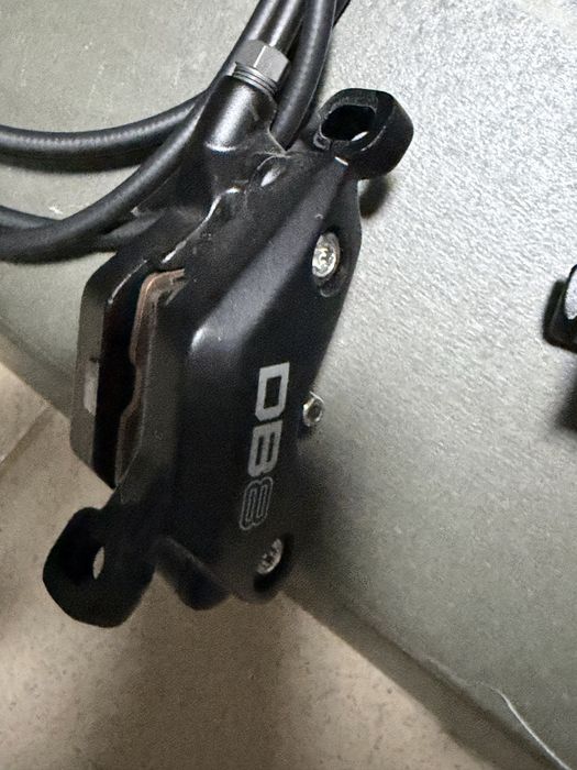 Спирачки SRAM DB8