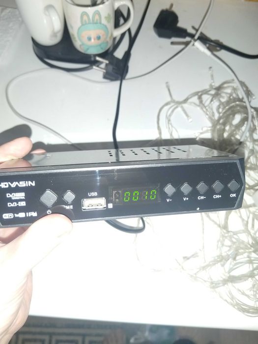 Продам ТВ приставку