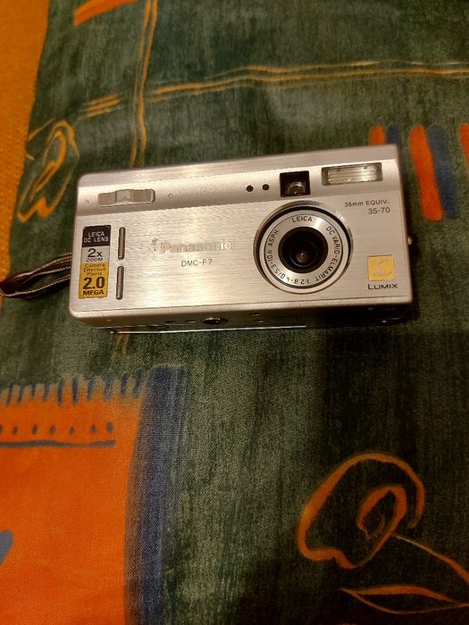 Aparat foto Panasonic lumix DMCF7