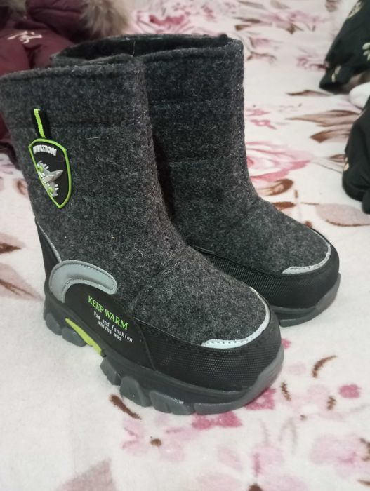 Продам детские вещи