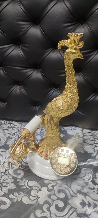 Телефоны в стиле ретро продам