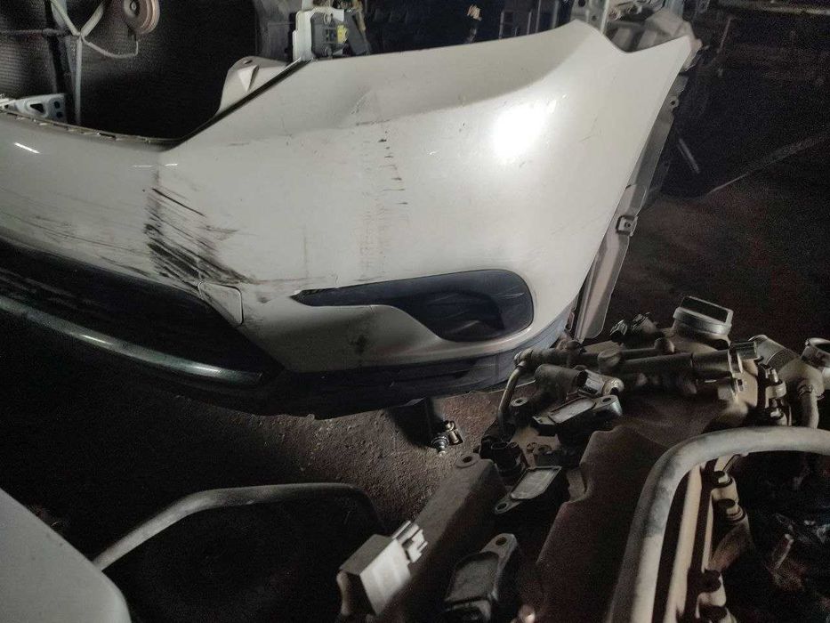 Бампер передний для Toyota Highlander 45