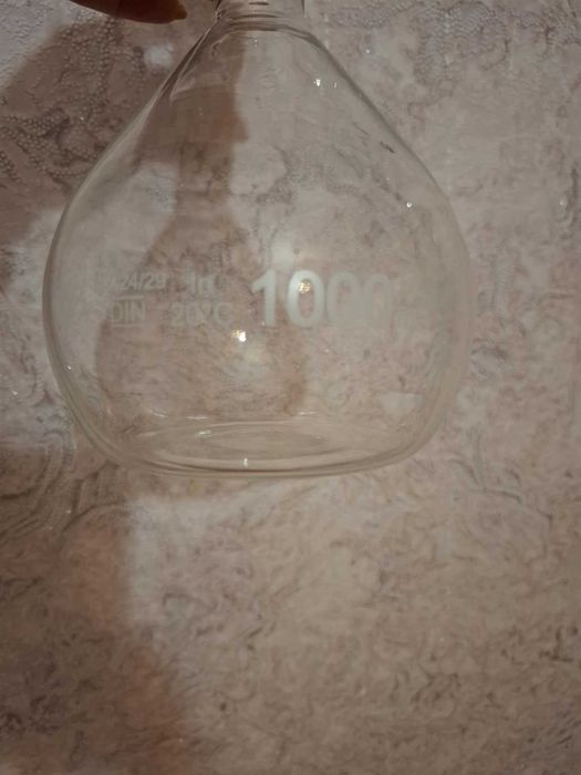 Старина стъклена бутилка