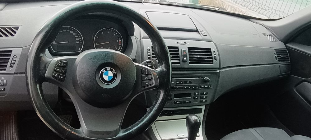 Продава се 3.0d  BMW X3 E83 2004