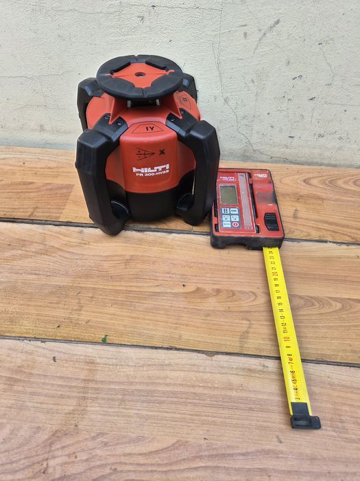 Nivelă laser Hilti PR 300- HV2S