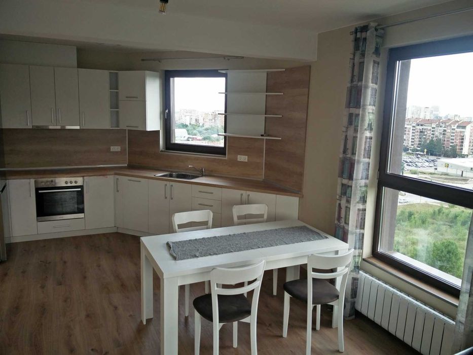 Дава се под наем Двустаен апартамент в София, Младост 4 - 85 кв.м за 718.08 € - Снимка #1