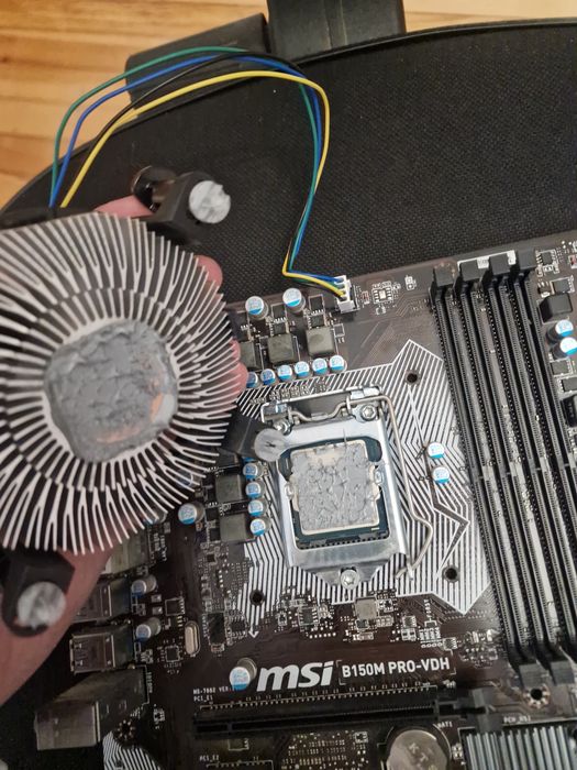 MSI B150M PRO-VD + Intel i5-6600 + охлаждане (комплект)