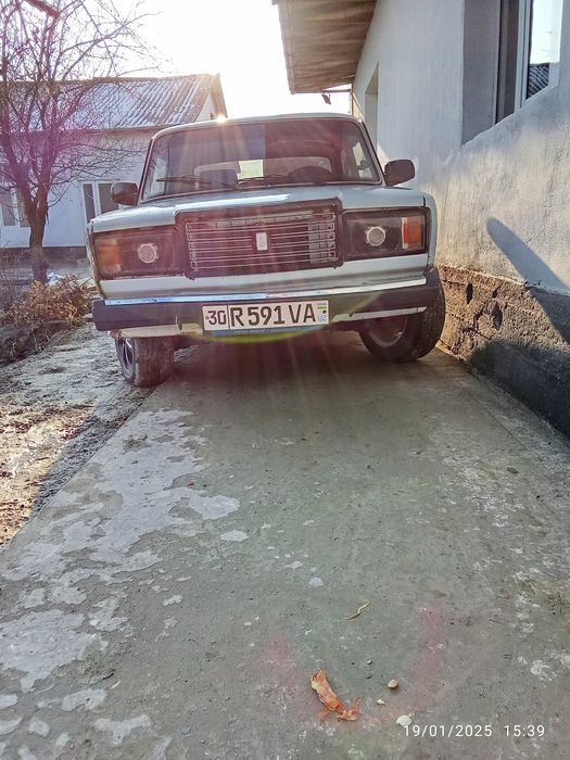 Vaz2107 sotiladi prapan 1988