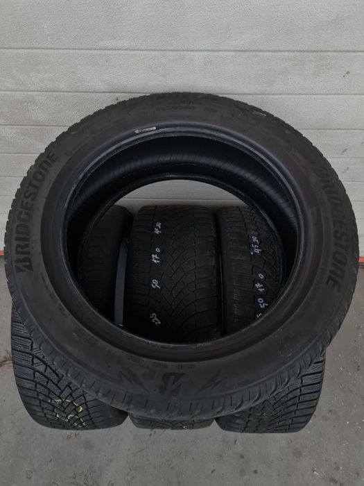 Зимни гуми 4 броя BRIDGESTONE Blizzak LM005 225 50 R17 дот 4520
